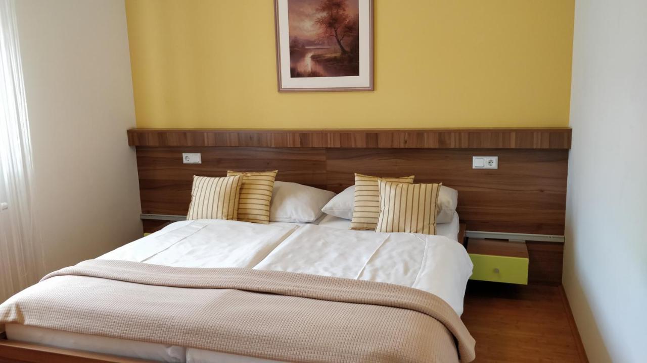 Apartmenthausmannstaetten Hausmannstatten Екстер'єр фото