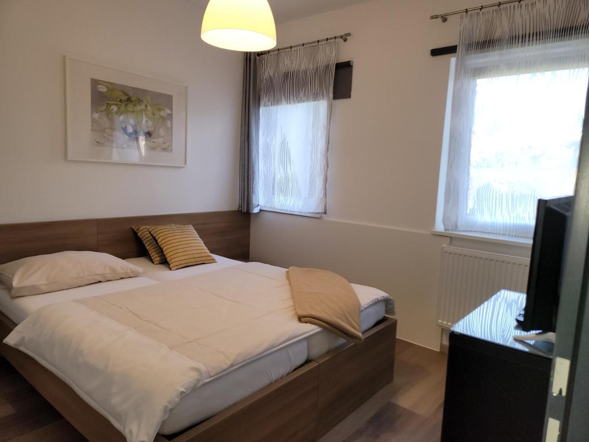 Apartmenthausmannstaetten Hausmannstatten Екстер'єр фото