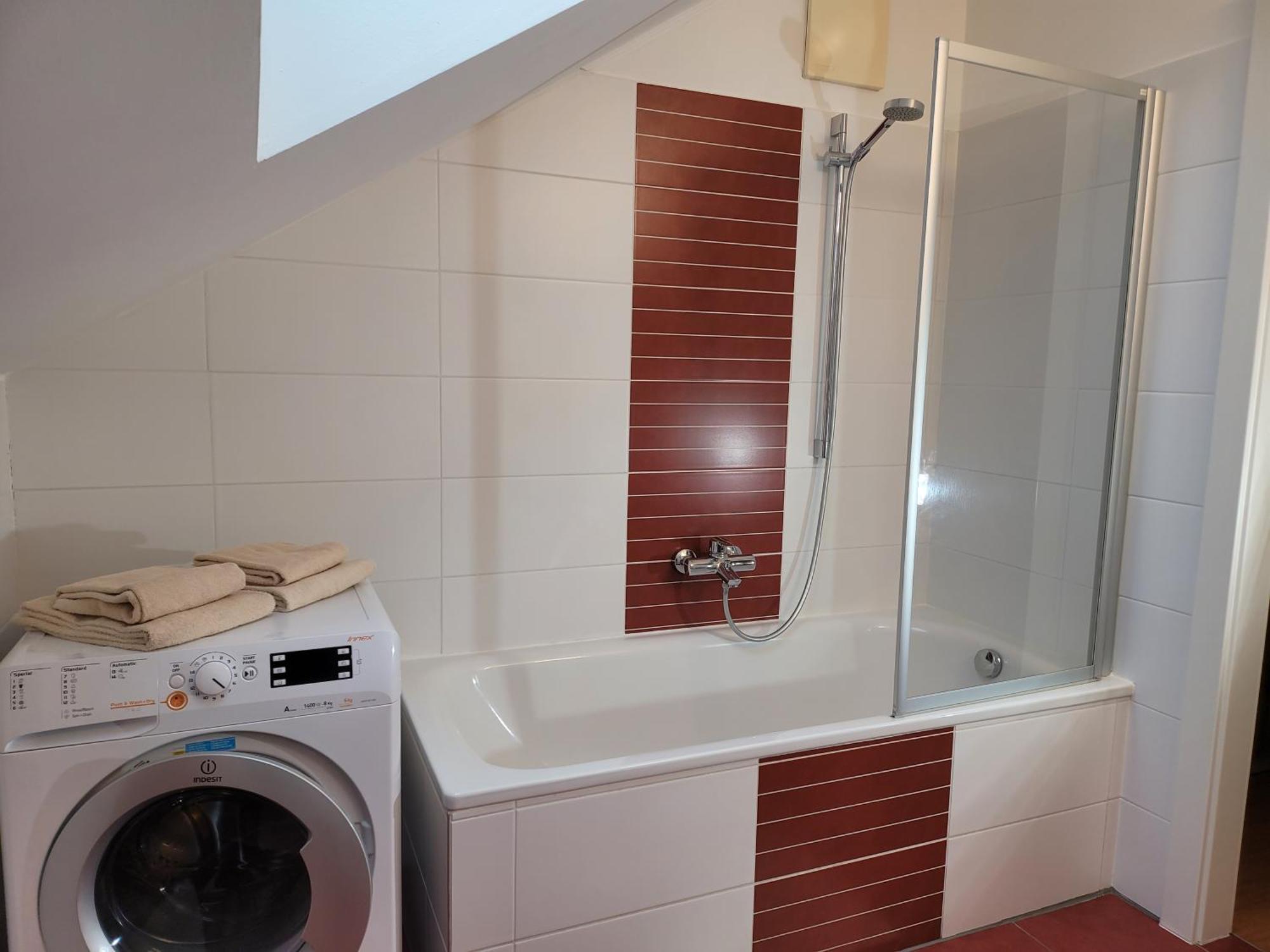 Apartmenthausmannstaetten Hausmannstatten Екстер'єр фото